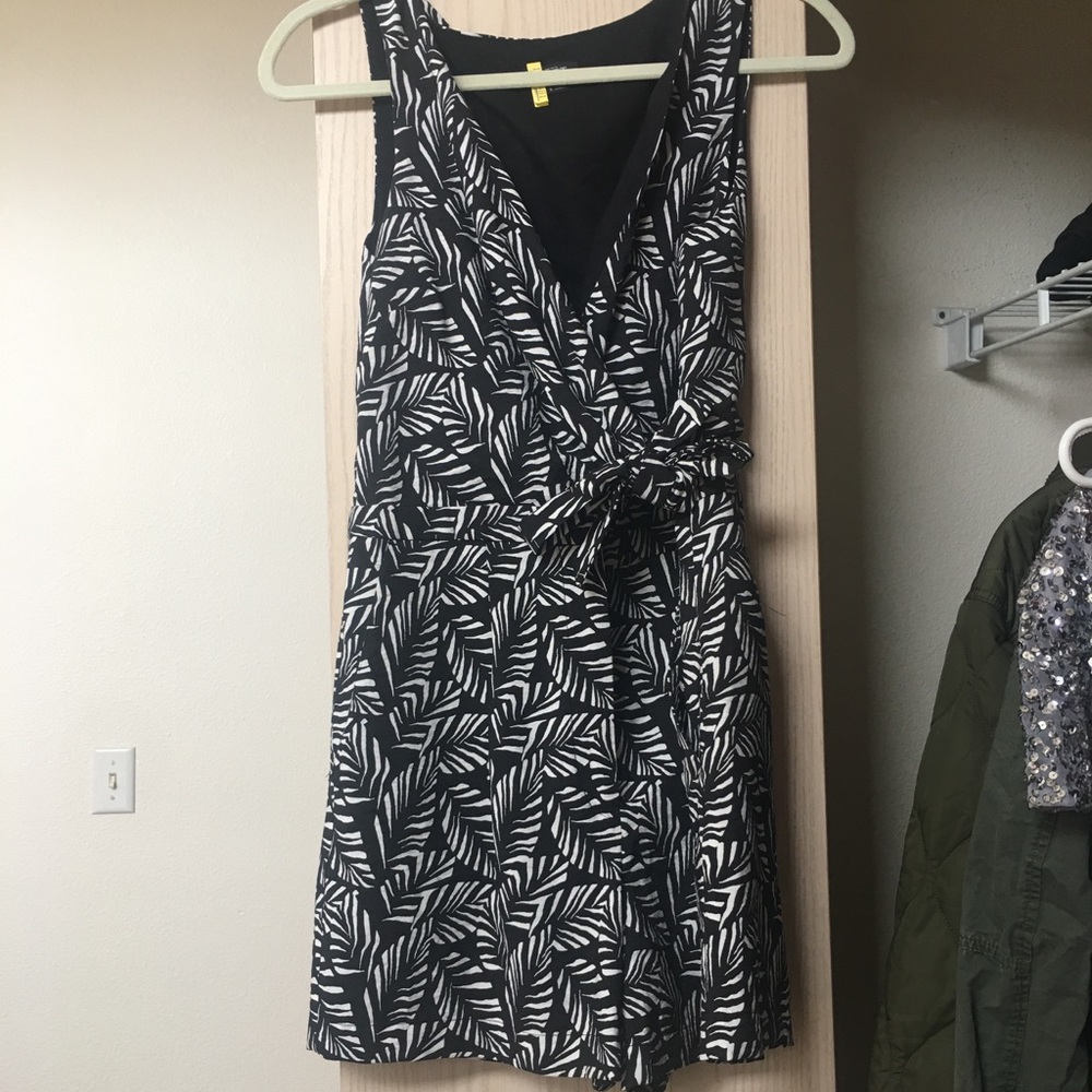 LOFT Romper Size 6